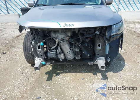 2019 Jeep Compass Latitude Fwd из США, поврежденный, VIN 3C4NJCBB0KT637642